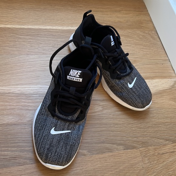 π€ NIKE flex TR9 trainer runner gym shoe - Picture 3 of 9